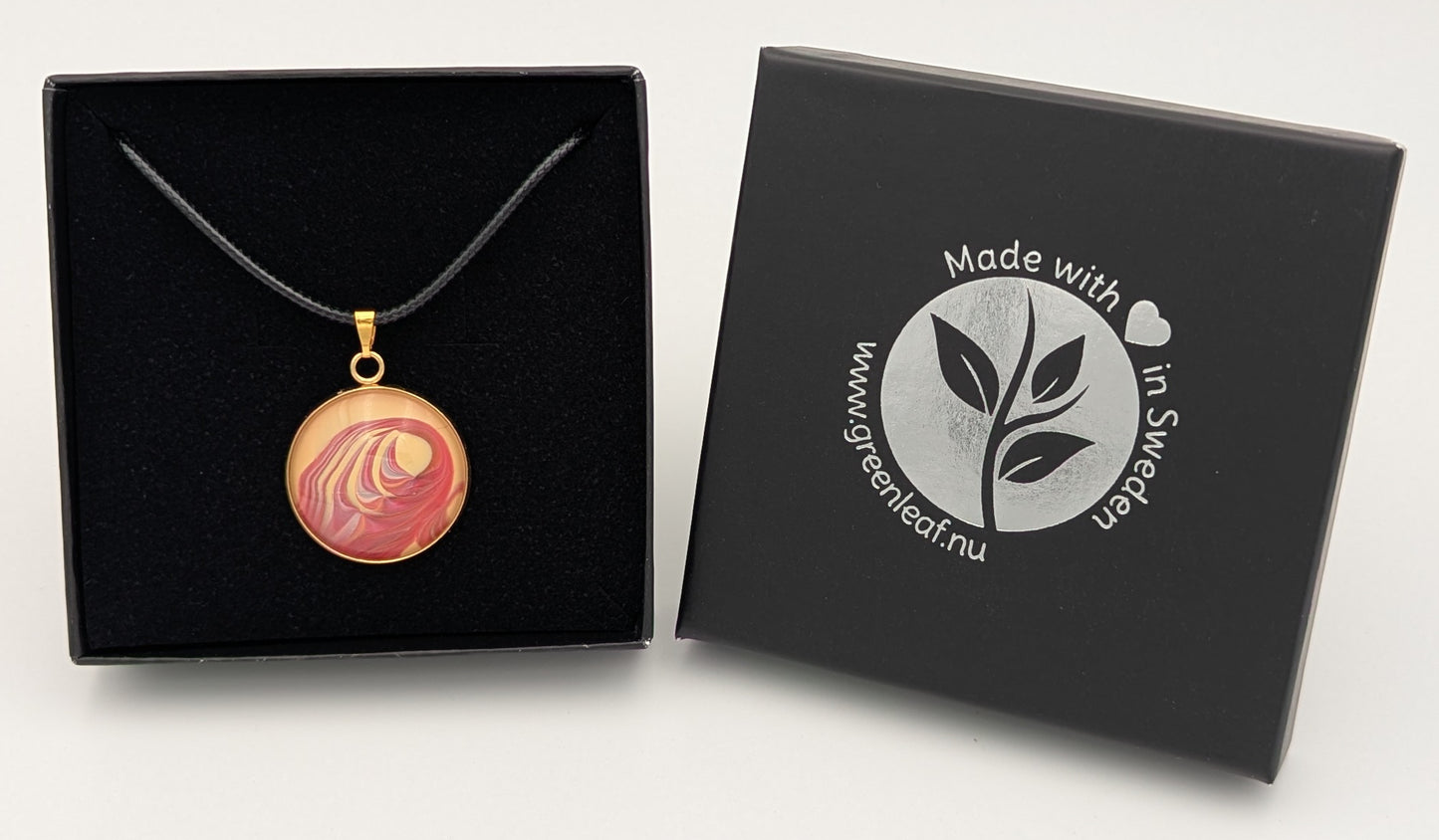 Petal Current - Necklace