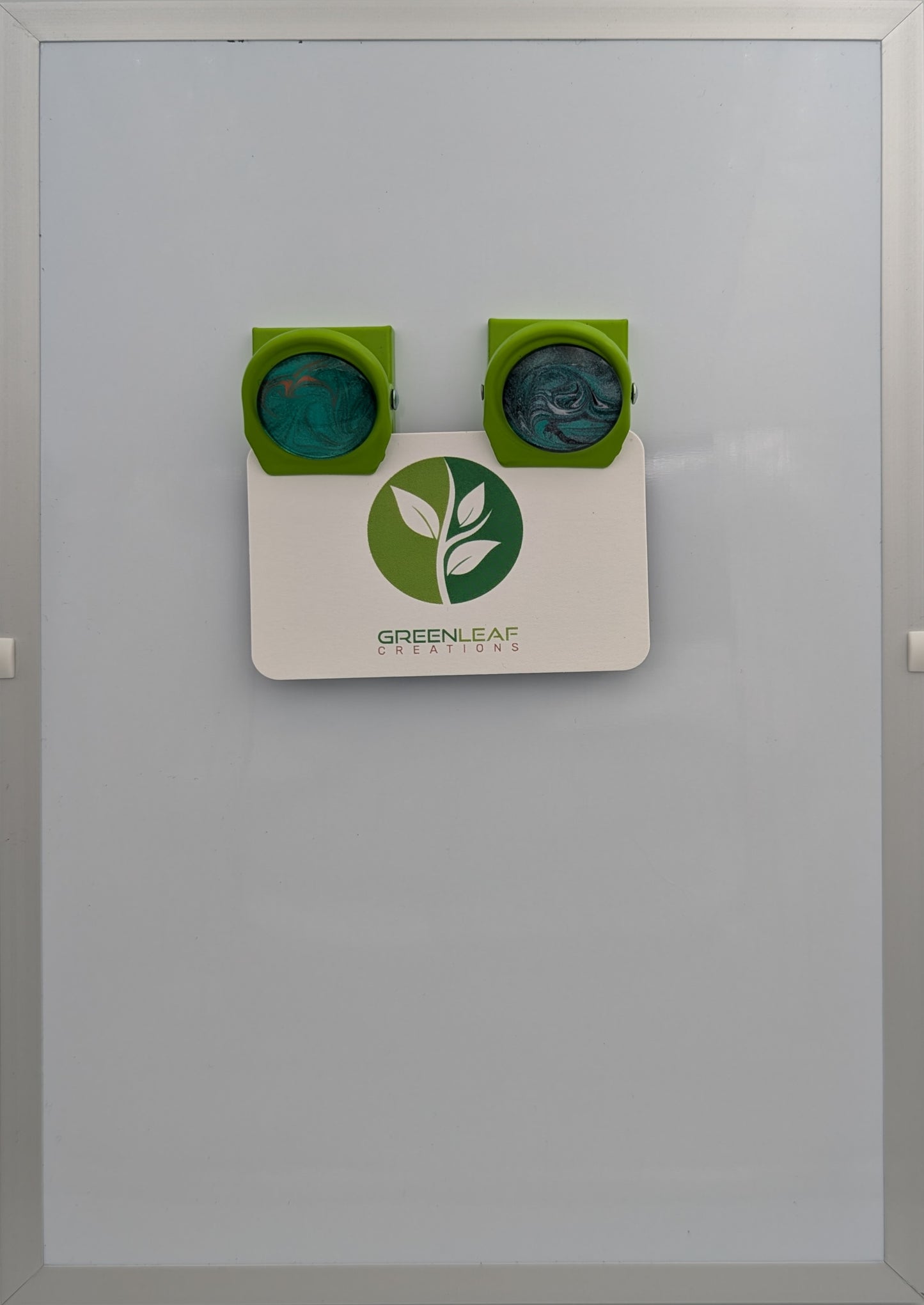 Green Pea Galaxy – Clip Magnet