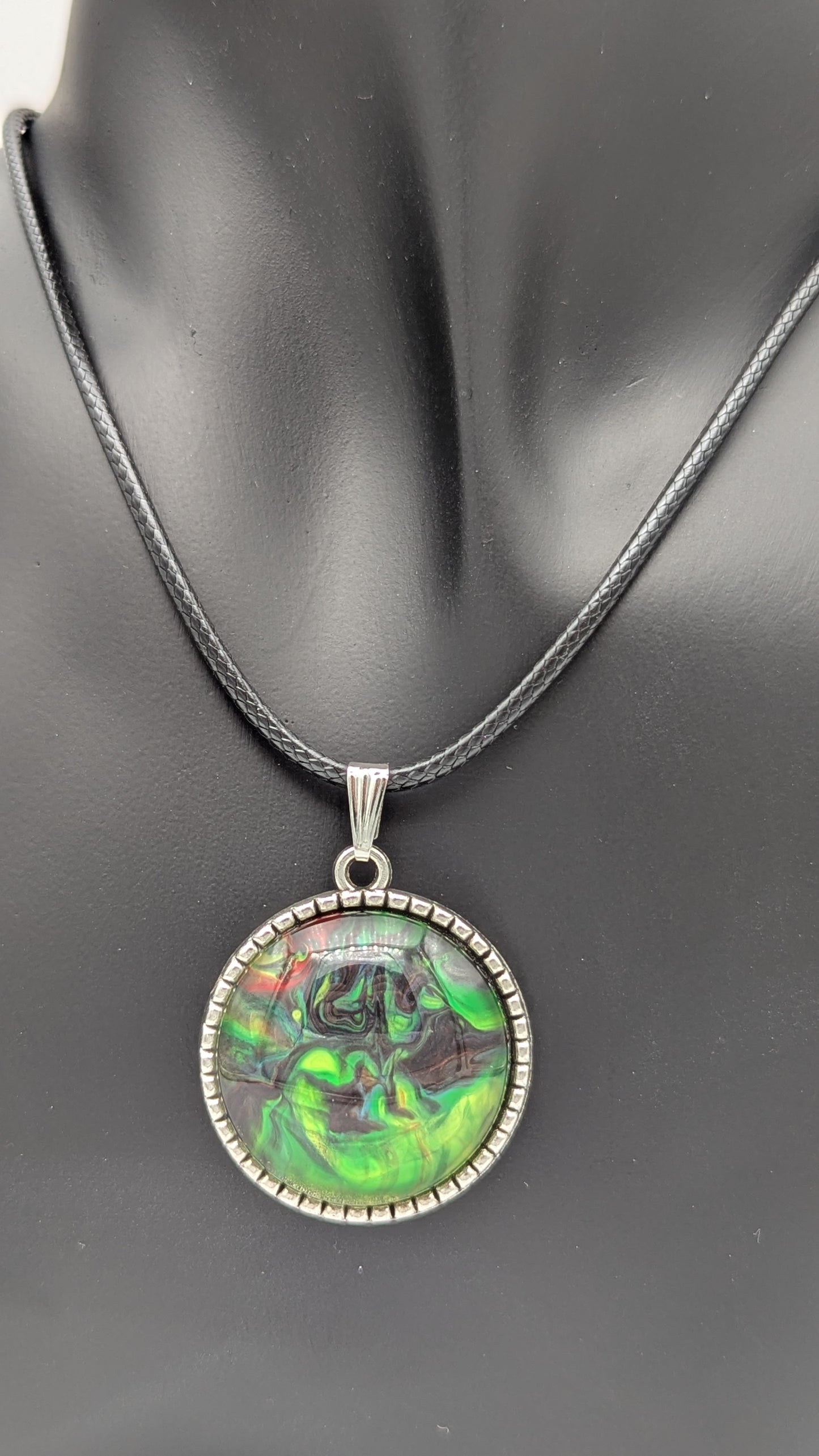 Emerald Ember - Necklace