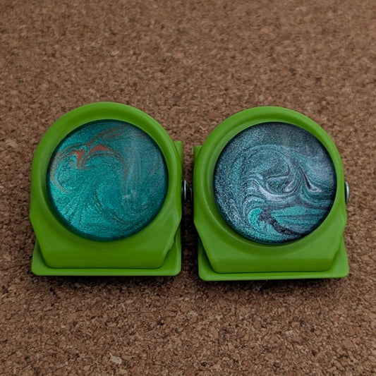 Green Pea Galaxy – Clip Magnet