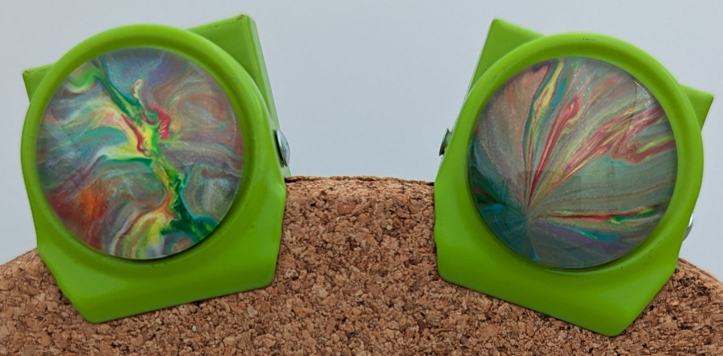 Nebula Bloom – Clip Magnet