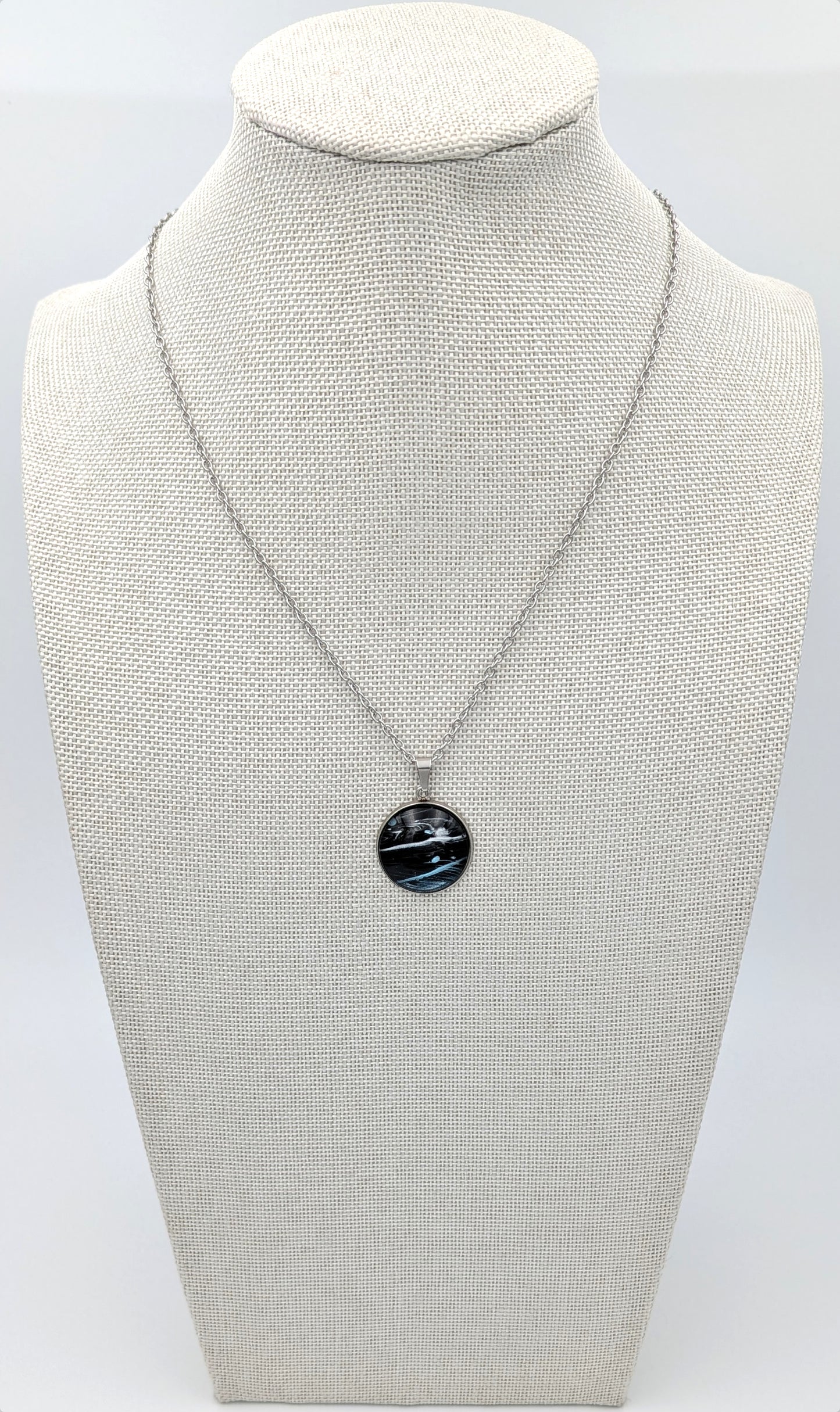 Distant Moonlight - Necklace