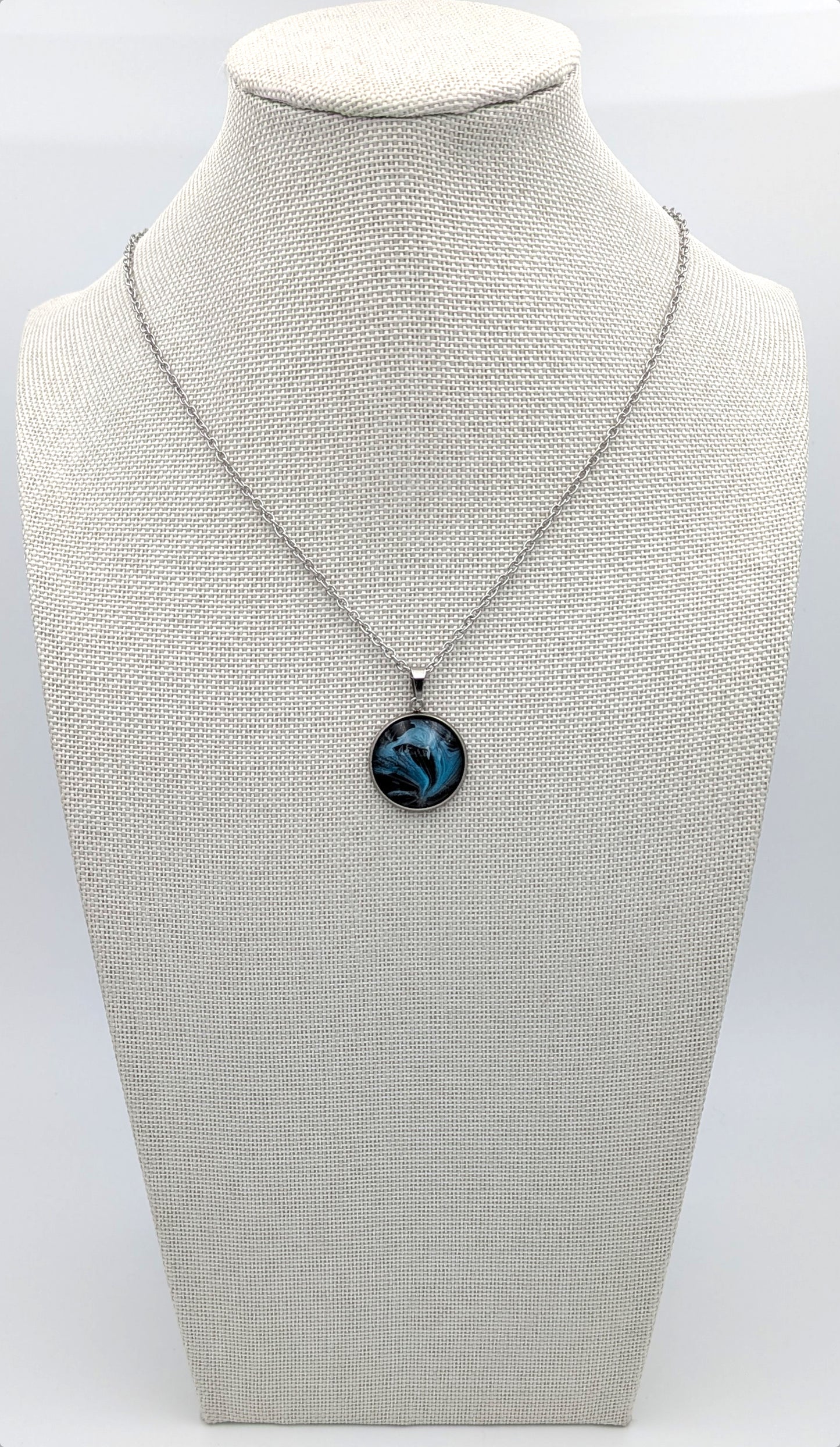 Winter Wave - Necklace