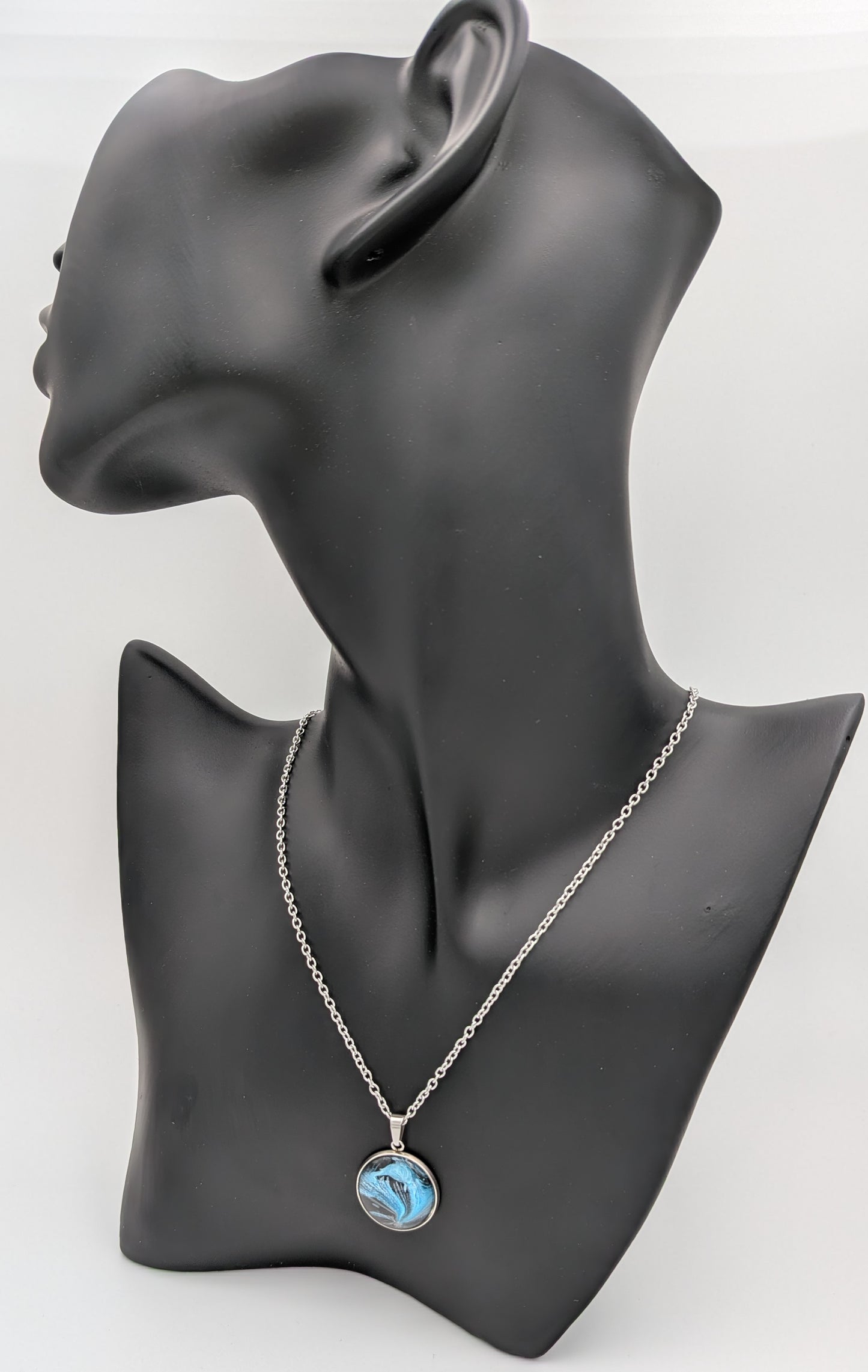 Winter Wave - Necklace