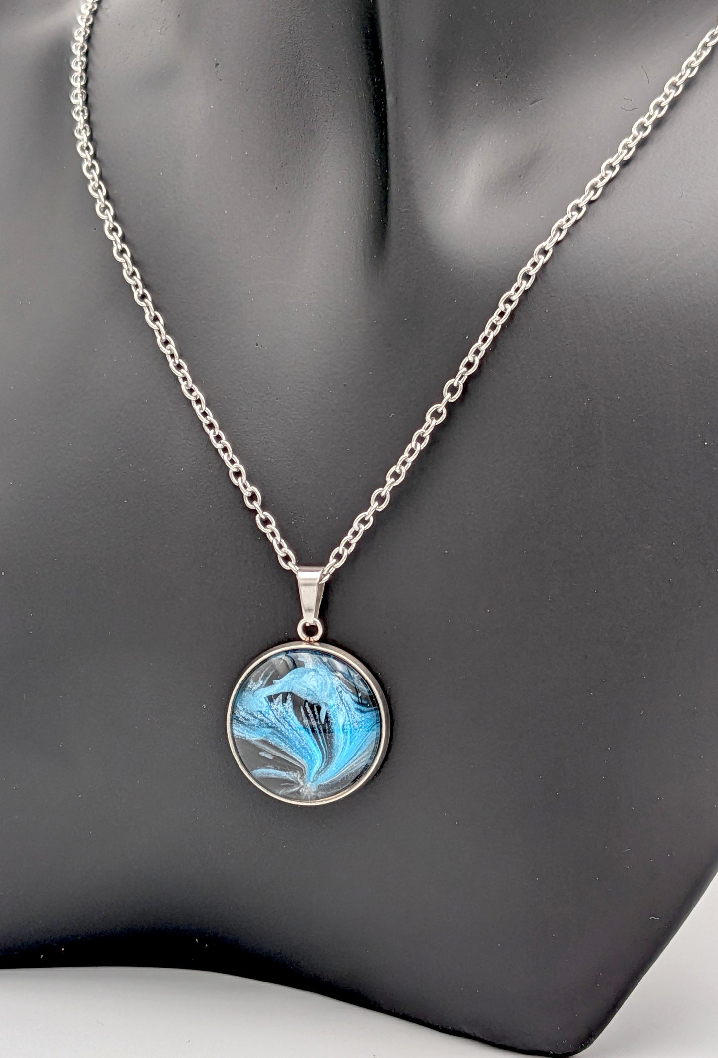 Winter Wave - Necklace