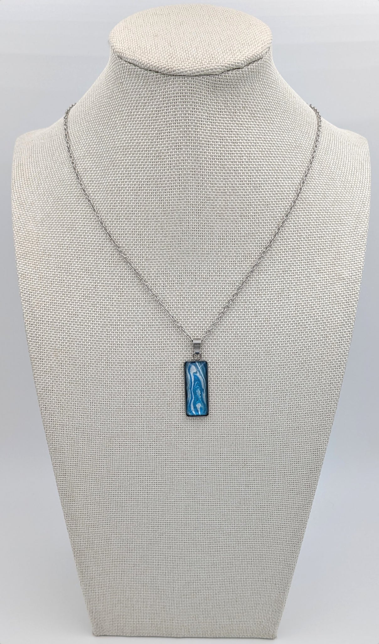 Peppermint Twist - Necklace