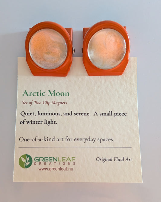 Arctic Moon - Clip Magnet